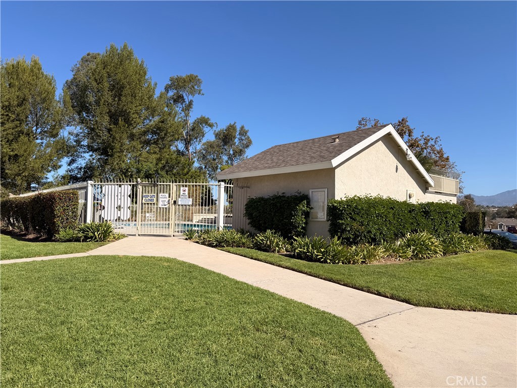 Community pool and spa. - 23431 Via Linda D-or-#65, Mission Viejo CA 92691 - photo 15