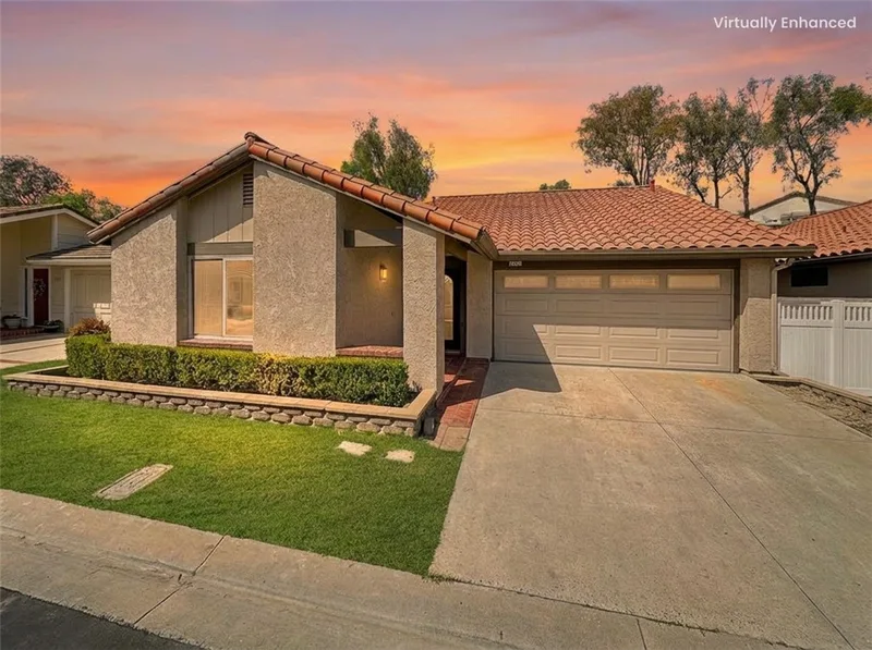 23611 Villena, Mission Viejo, CA 92692