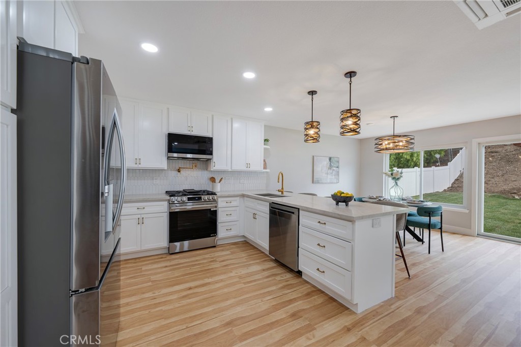 23622 Coronel, Mission Viejo CA 92691 - photo 12