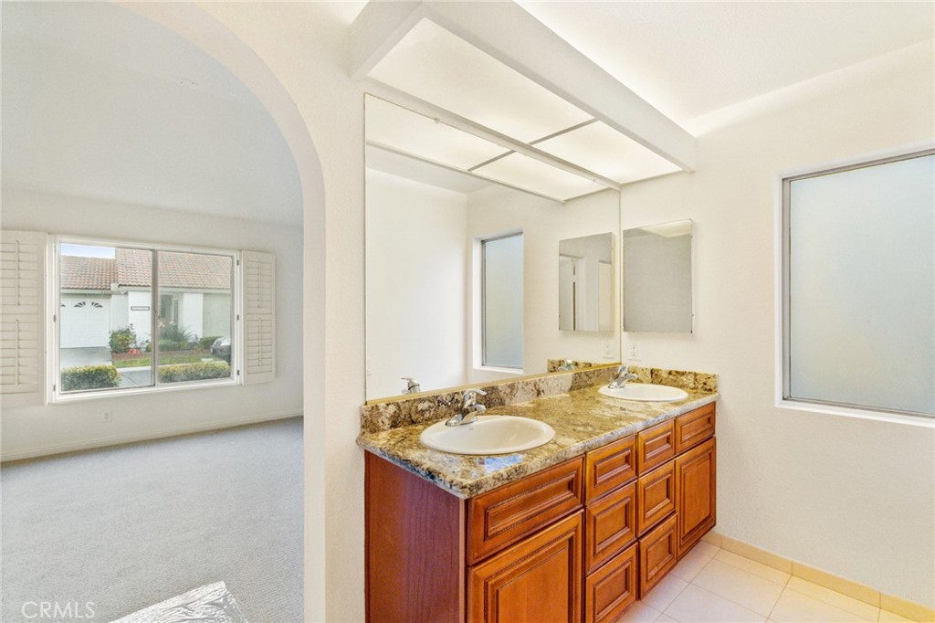 23743 Calle Azorin, Mission Viejo CA 92692 - photo 13