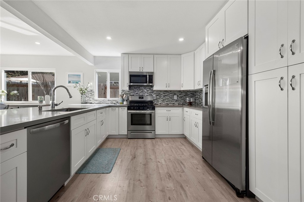 23752 San Estaban Dr, Mission Viejo CA 92691 - photo 14