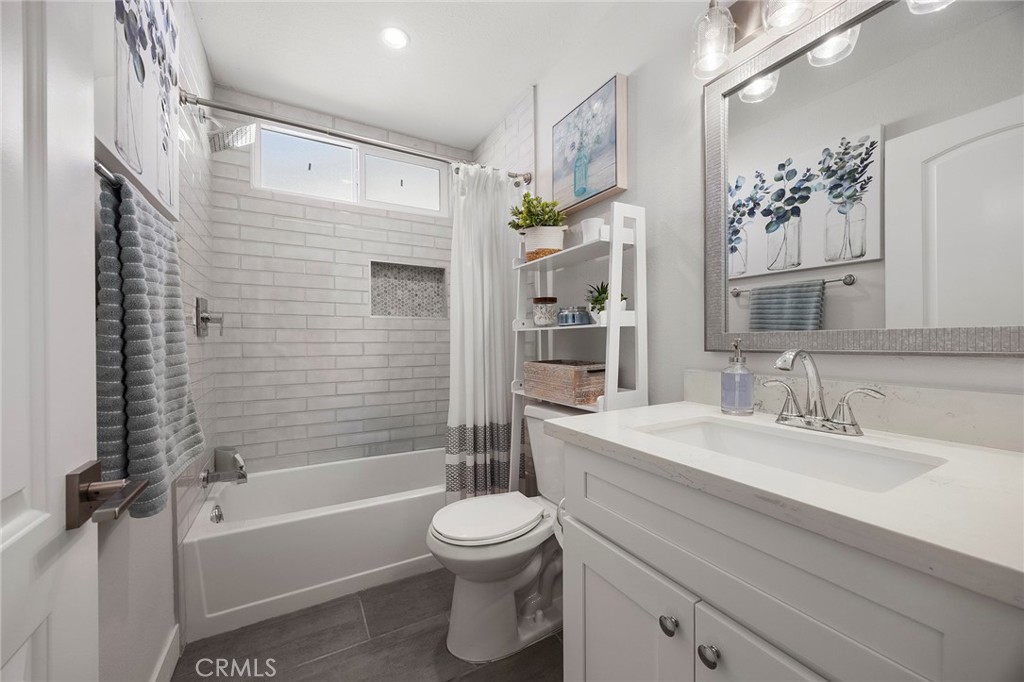 23752 San Estaban Dr, Mission Viejo CA 92691 - photo 20