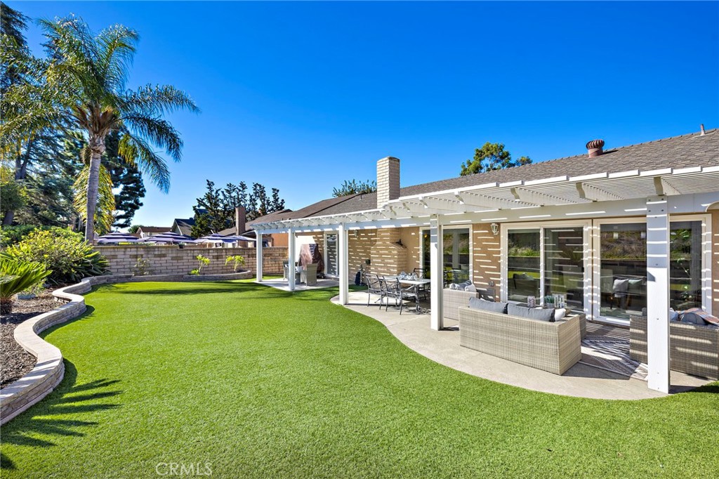 23752 Via Navarra, Mission Viejo CA 92691 - photo 4