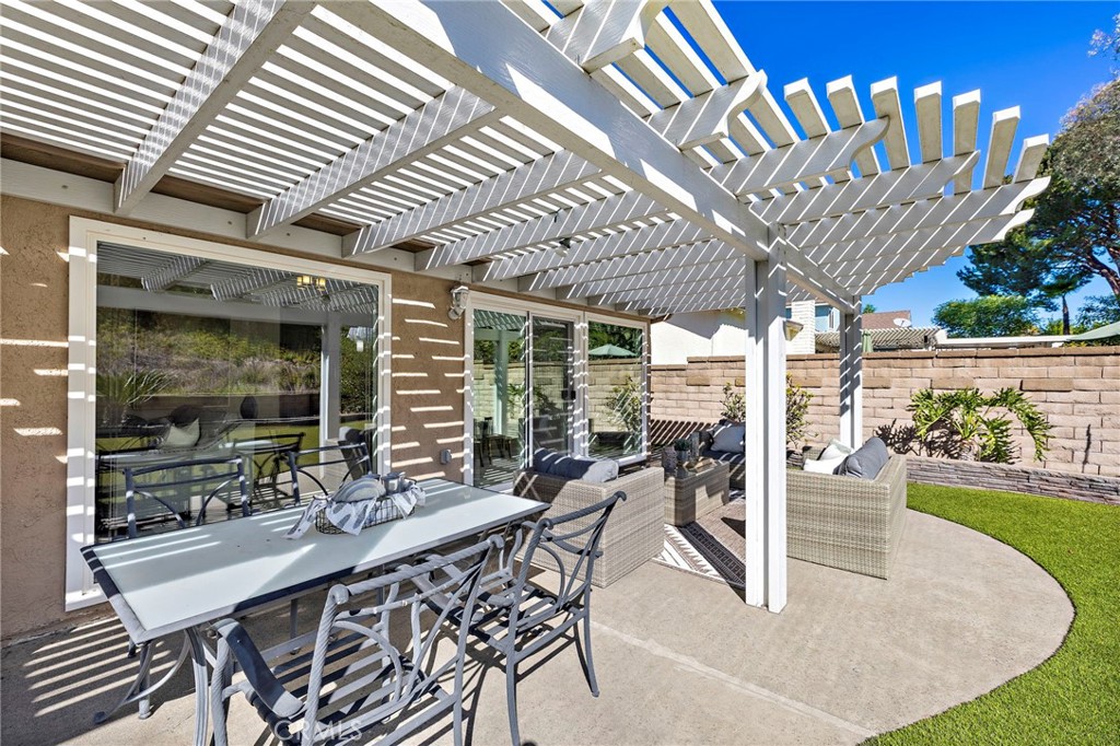 23752 Via Navarra, Mission Viejo CA 92691 - photo 28