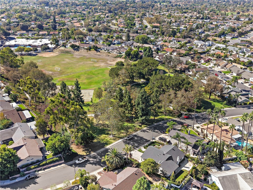 23752 Via Navarra, Mission Viejo CA 92691 - photo 44