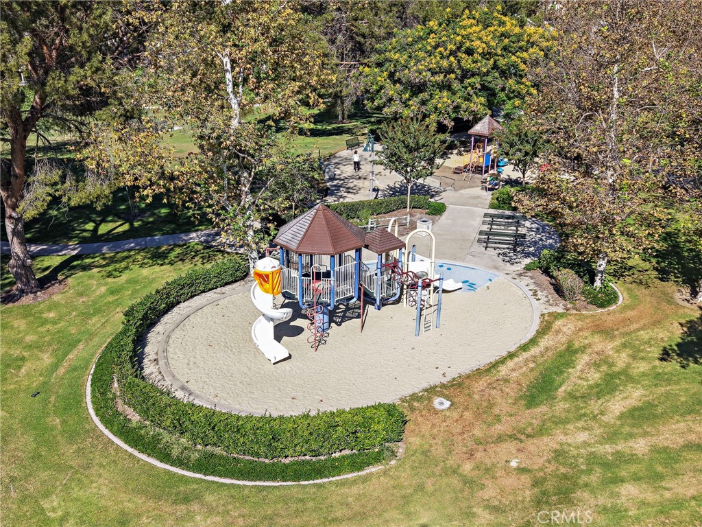 23752 Via Navarra, Mission Viejo CA 92691 - photo 46