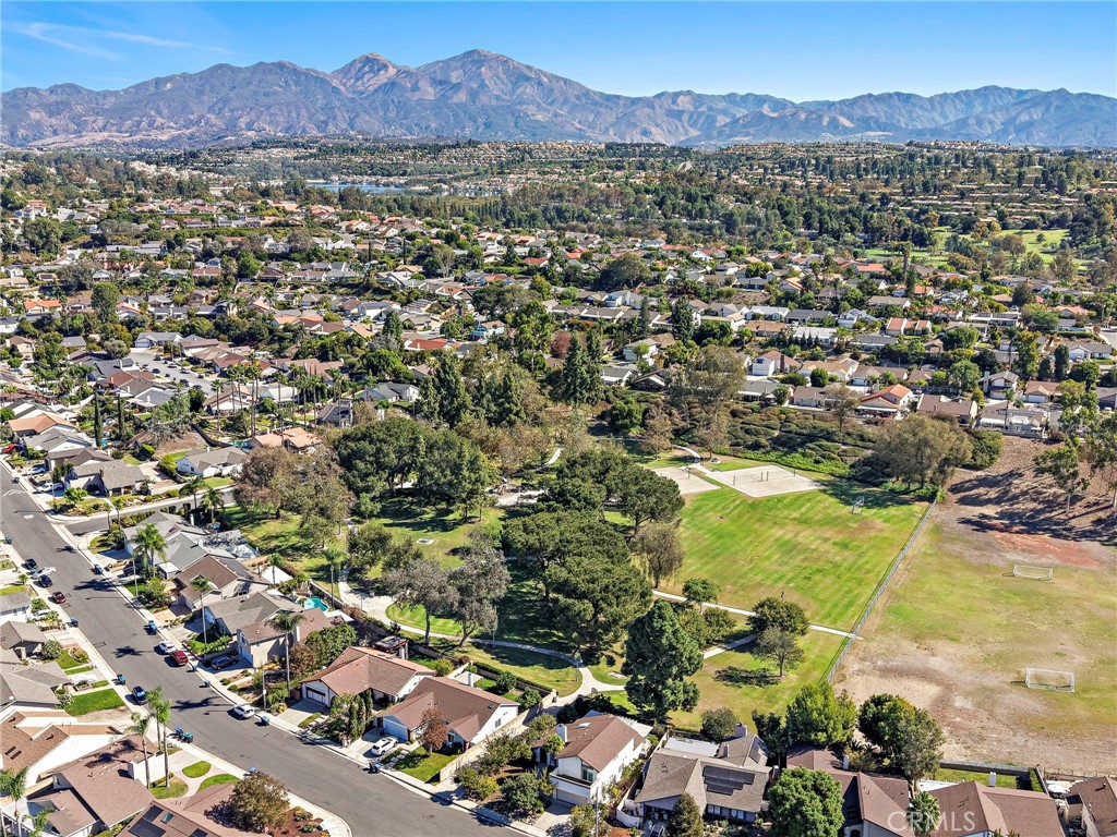 23752 Via Navarra, Mission Viejo CA 92691 - photo 47