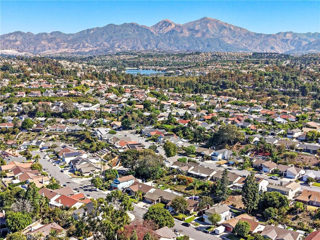 23752 Via Navarra, Mission Viejo CA 92691 - photo 48