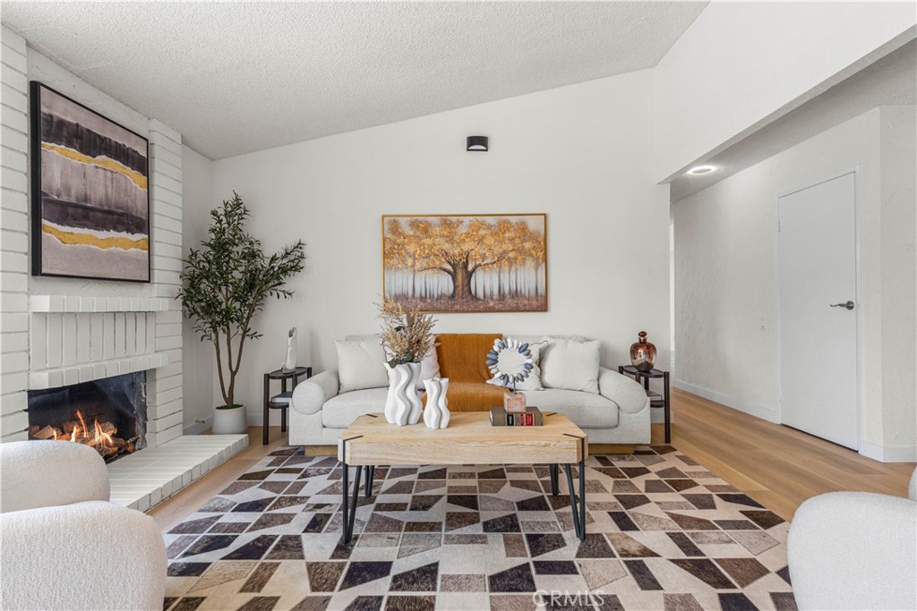 23861 Via El Rocio, Mission Viejo CA 92691 - photo 3
