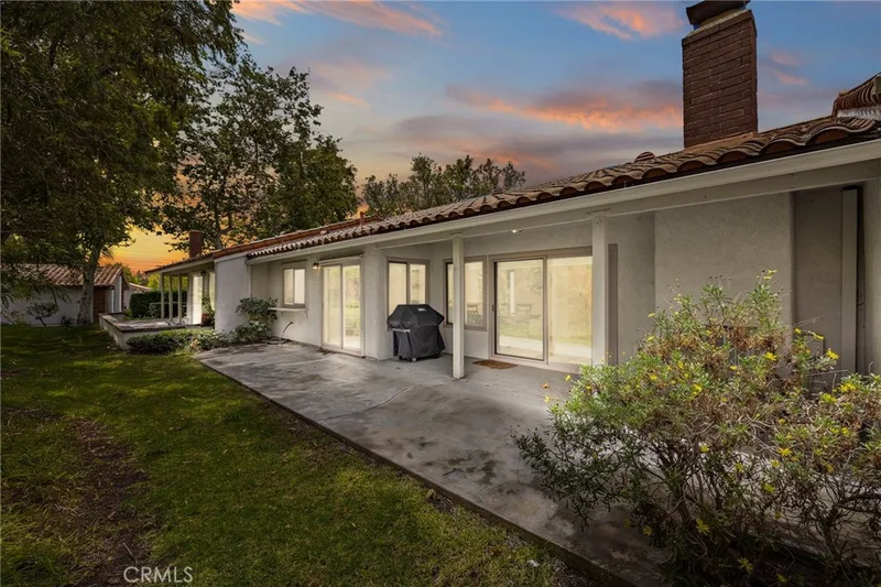 23872 Via Maragall, Mission Viejo