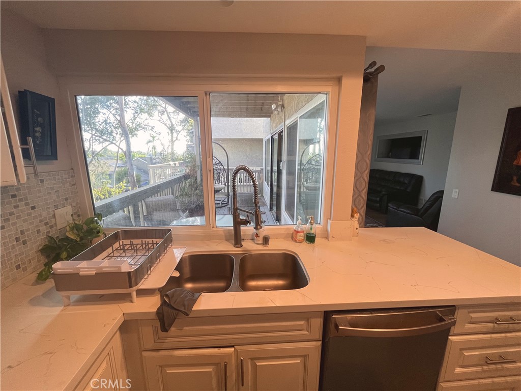 23912 Copenhagen, Mission Viejo CA 92691 - photo 26