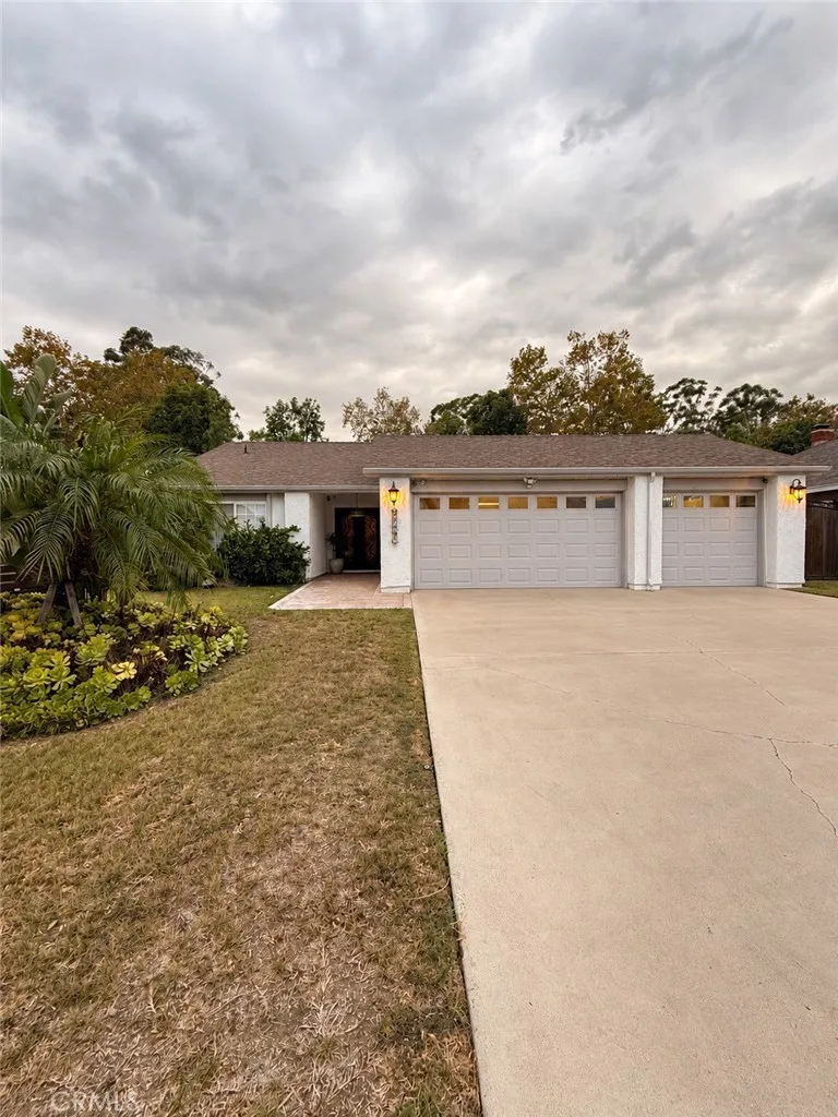 23991 Woodstone, Mission Viejo
