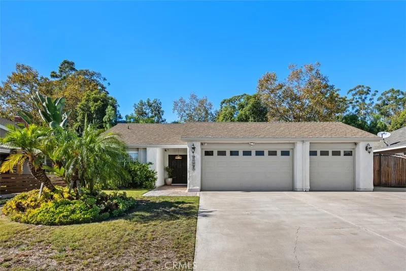 23991 Woodstone, Mission Viejo, CA 92691 23991 Woodstone, Mission Viejo, CA 92691