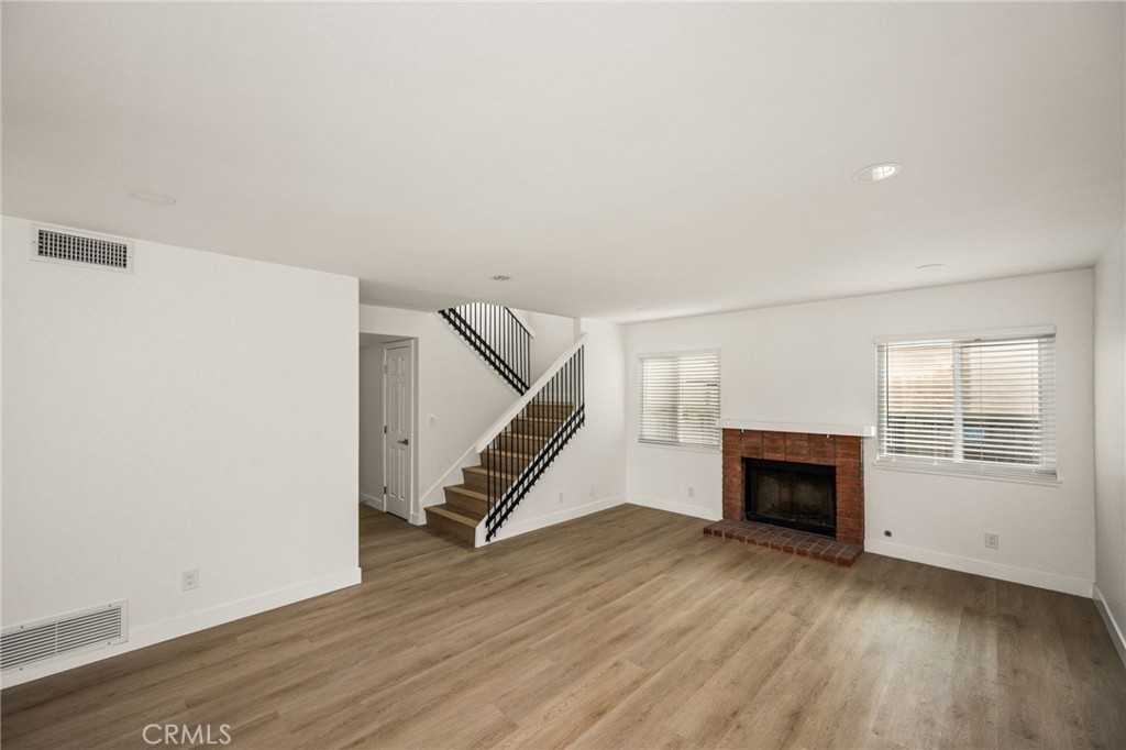 Livingroom - 24112 Zancon, Mission Viejo CA 92692 - photo 3