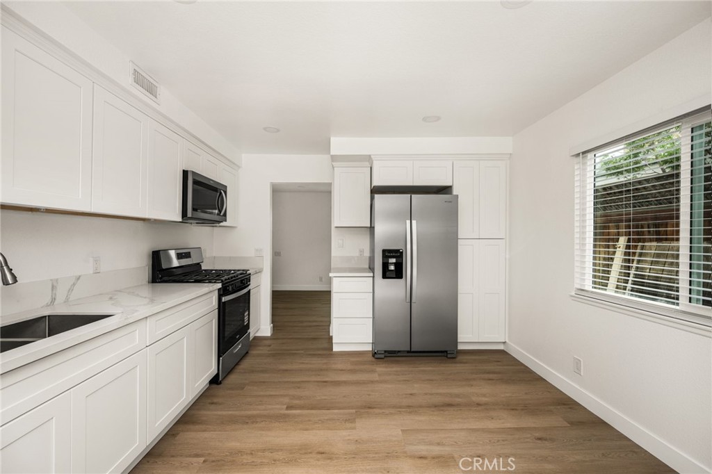 24112 Zancon, Mission Viejo CA 92692 - photo 8