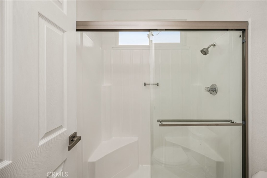 Primary bathroom - 24112 Zancon, Mission Viejo CA 92692 - photo 27