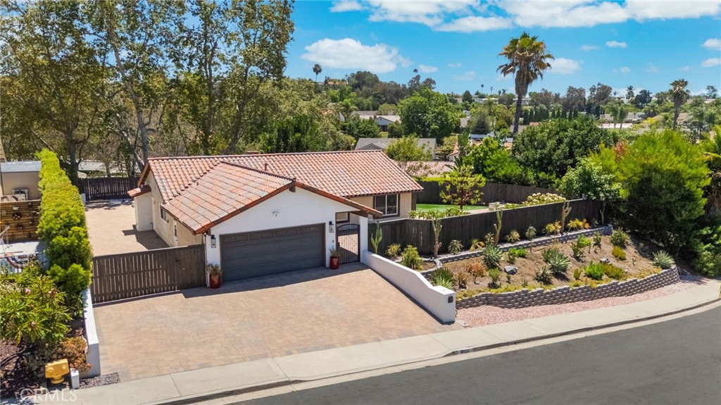 Very private, recently remodeled SINGLE STORY home with open floor plan and room for RV & Boat! It has it ALL! - 24122 Oro Grande Lane, Mission Viejo CA 92691 - photo 1
