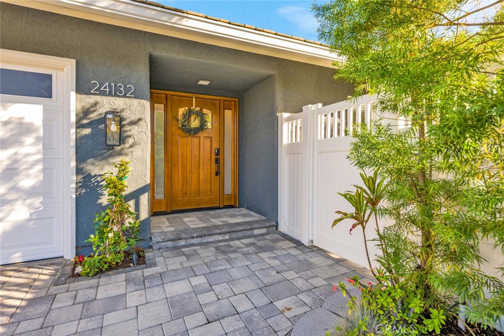 24132 Via Luisa, Mission Viejo CA 92691 - photo 5