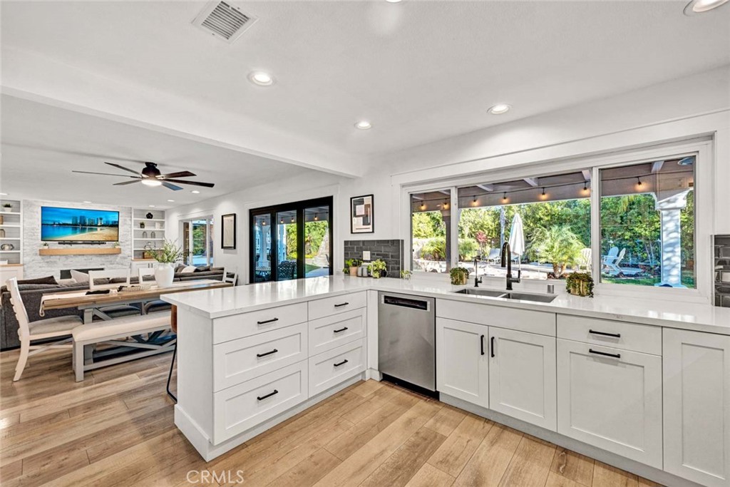 24132 Via Luisa, Mission Viejo CA 92691 - photo 10