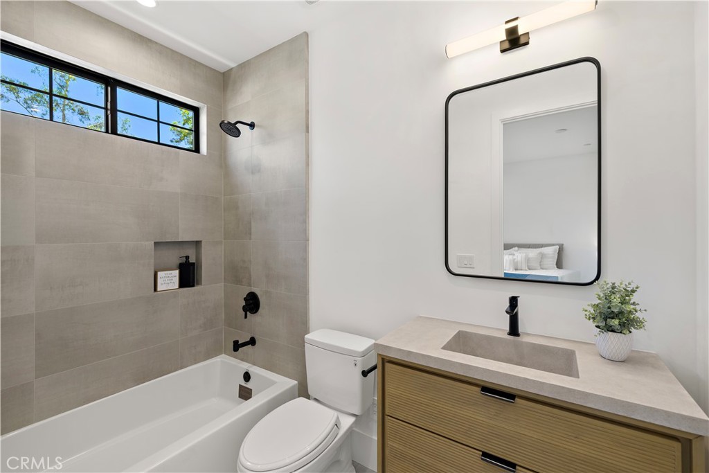24142 AMURRO, Mission Viejo CA 92691 - photo 27