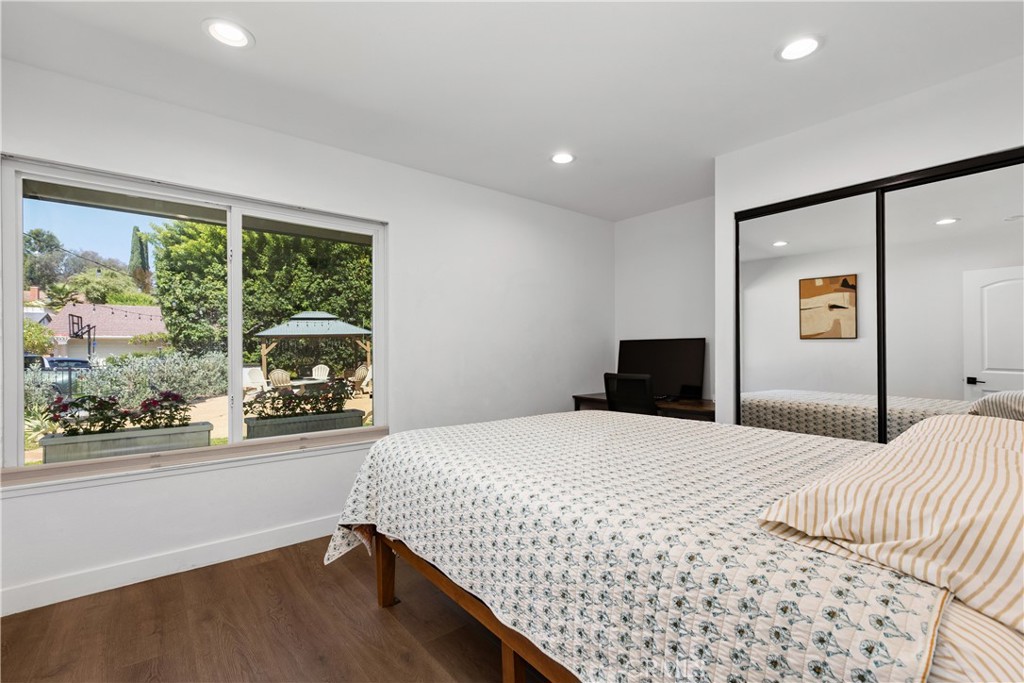 24599 Alcoba Dr, Mission Viejo CA 92691 - photo 27