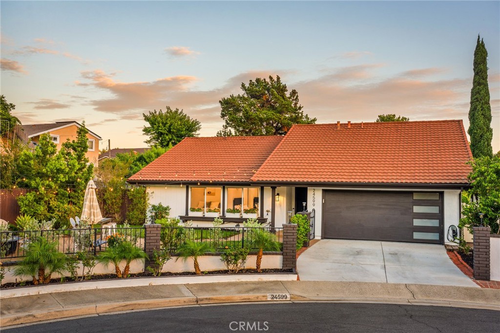 24599 Alcoba, Mission Viejo CA 92691 - photo 3