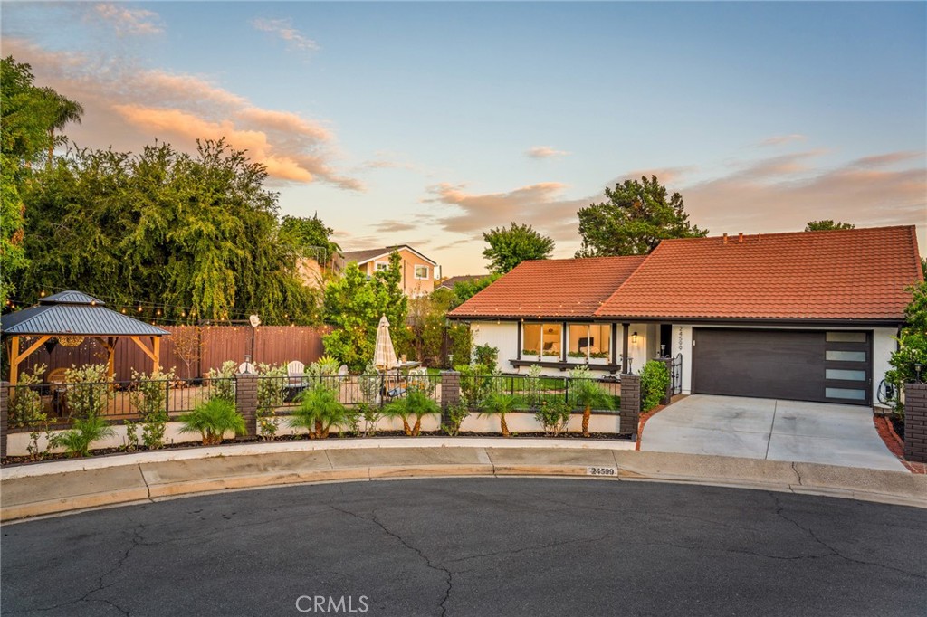 24599 Alcoba, Mission Viejo CA 92691 - photo 4