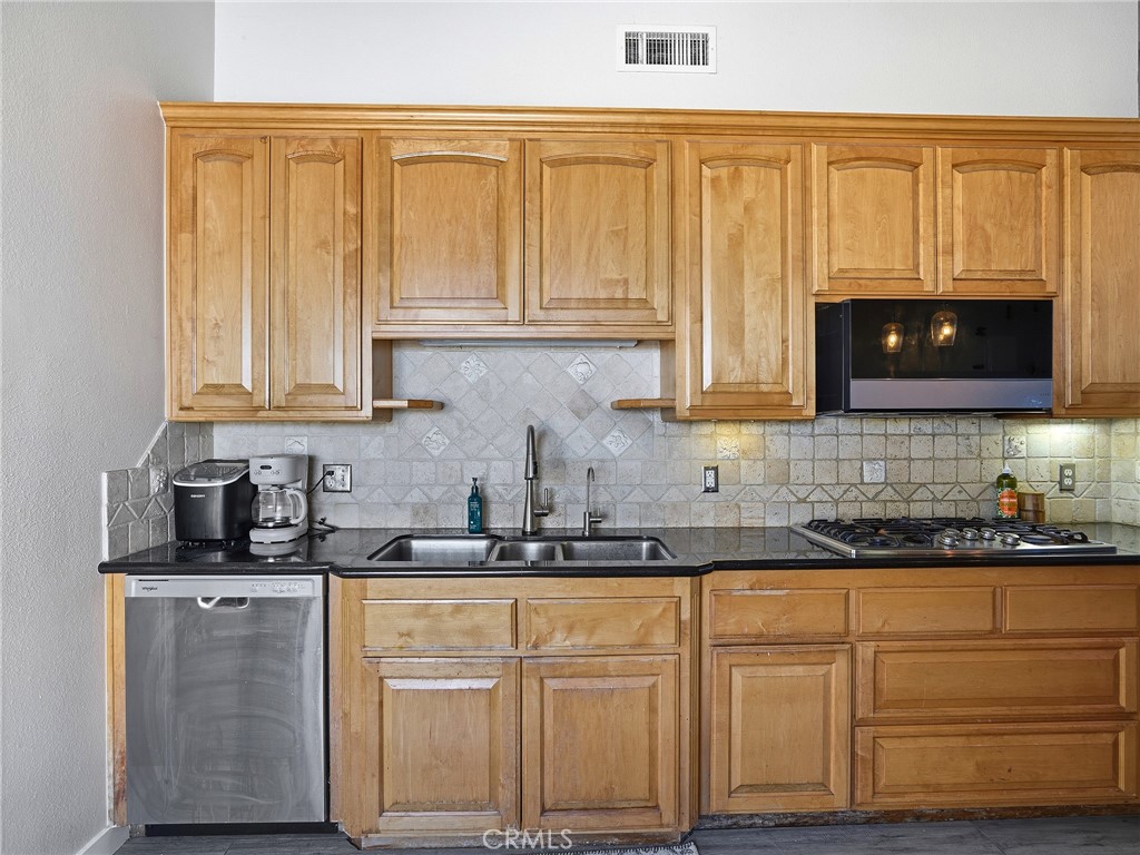 24642 Sadaba, Mission Viejo CA 92692 - photo 13