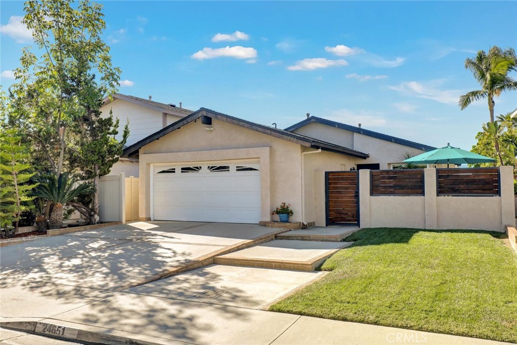 WELCOME TO YOUR NEW HOME!!! - 24651 Sadaba, Mission Viejo CA 92692 - photo 1