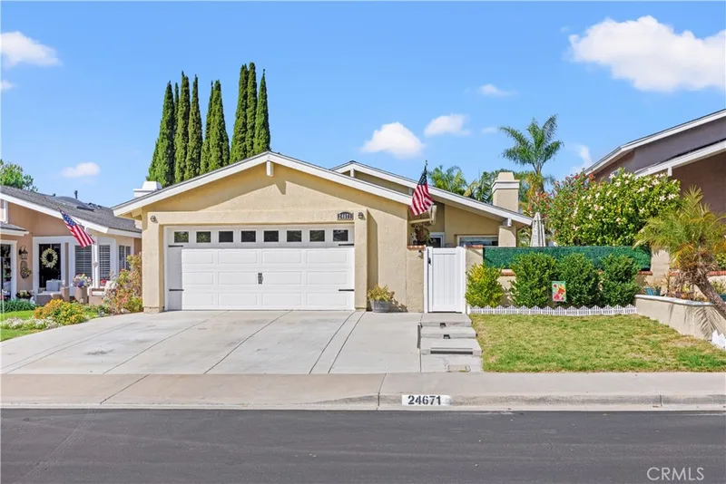 24671 Tabuenca, Mission Viejo, CA 92692