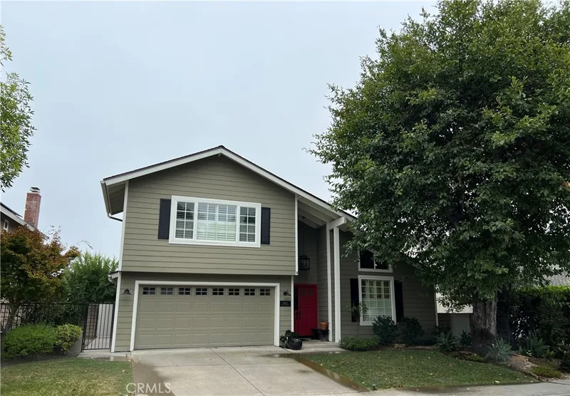 24822 Via San Fernando, Mission Viejo, CA 92692