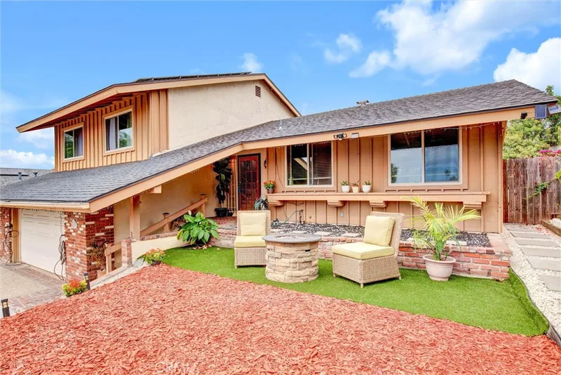 25231 Pericia, Mission Viejo