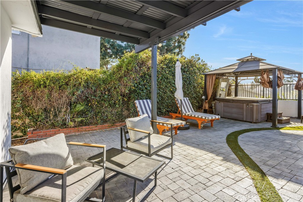 25266 Pacifica, Mission Viejo CA 92691 - photo 26