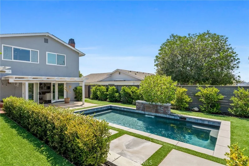 25291 Remesa Drive, Mission Viejo, CA 92691