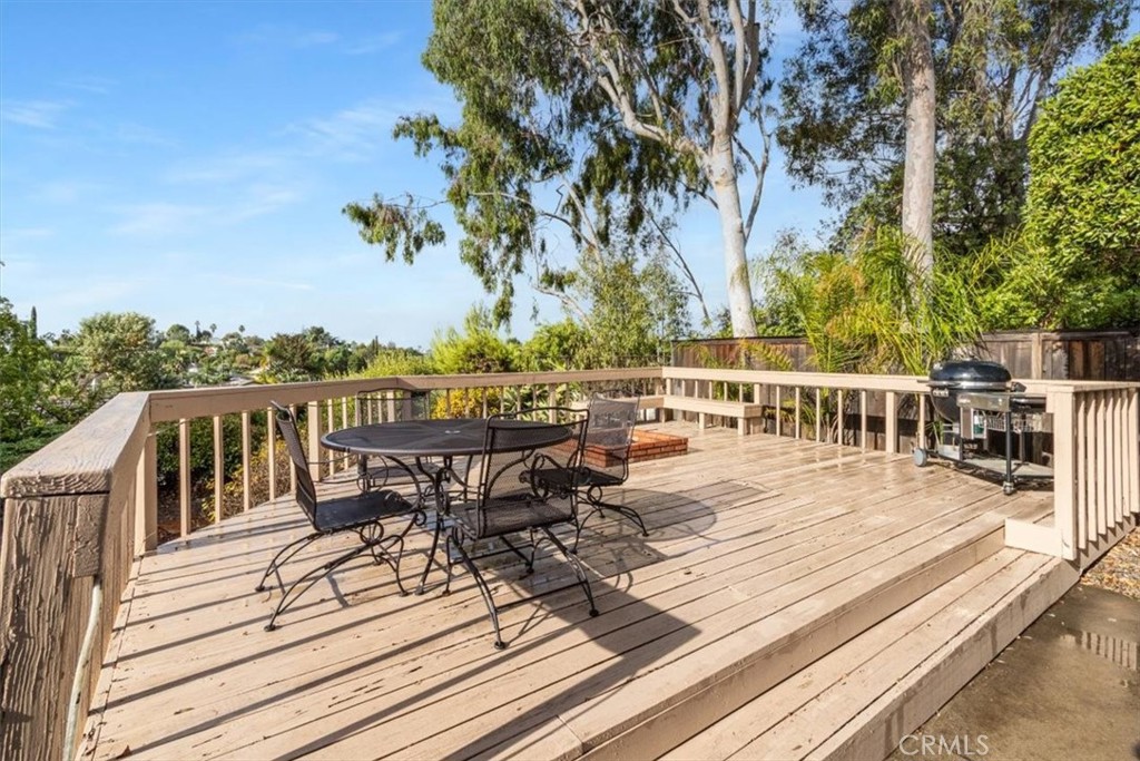 Deck Upstairs Backyard - 25415 Remesa, Mission Viejo CA 92691 - photo 43