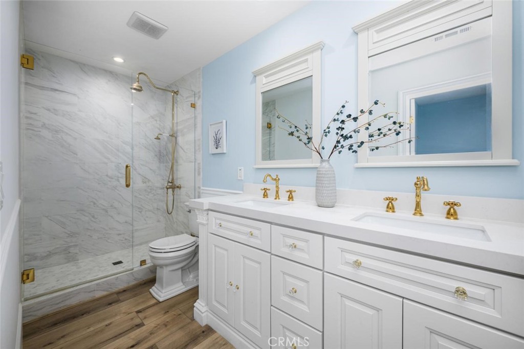 Secondary Primary Suite Bathroom - 25441 Marina Circle, Mission Viejo CA 92691 - photo 31
