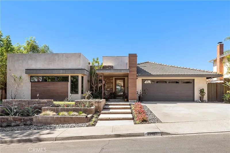 25461 Posada, Mission Viejo