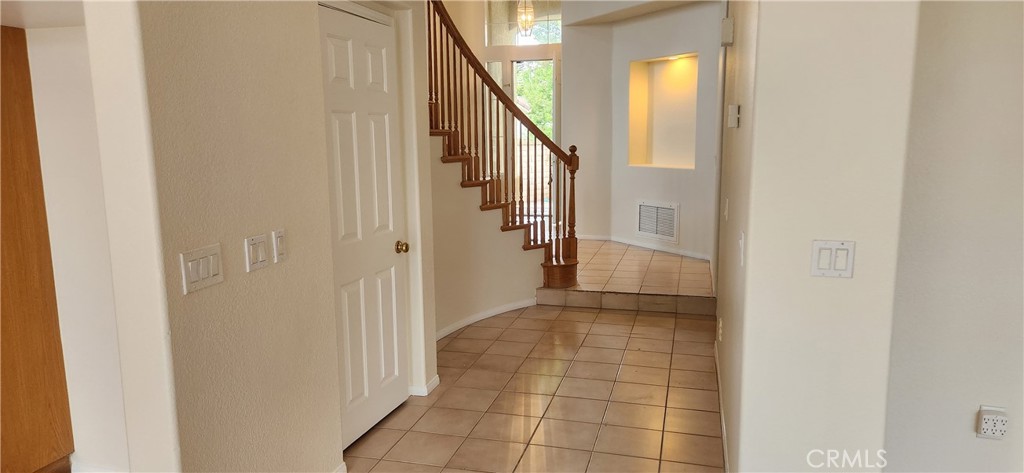 25466 Pacific Hills Drive, Mission Viejo CA 92692 - photo 14