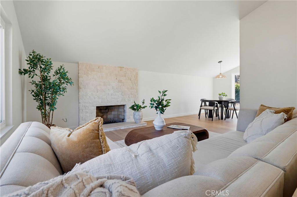 25721 Chrisanta Drive, Mission Viejo CA 92691 - photo 9