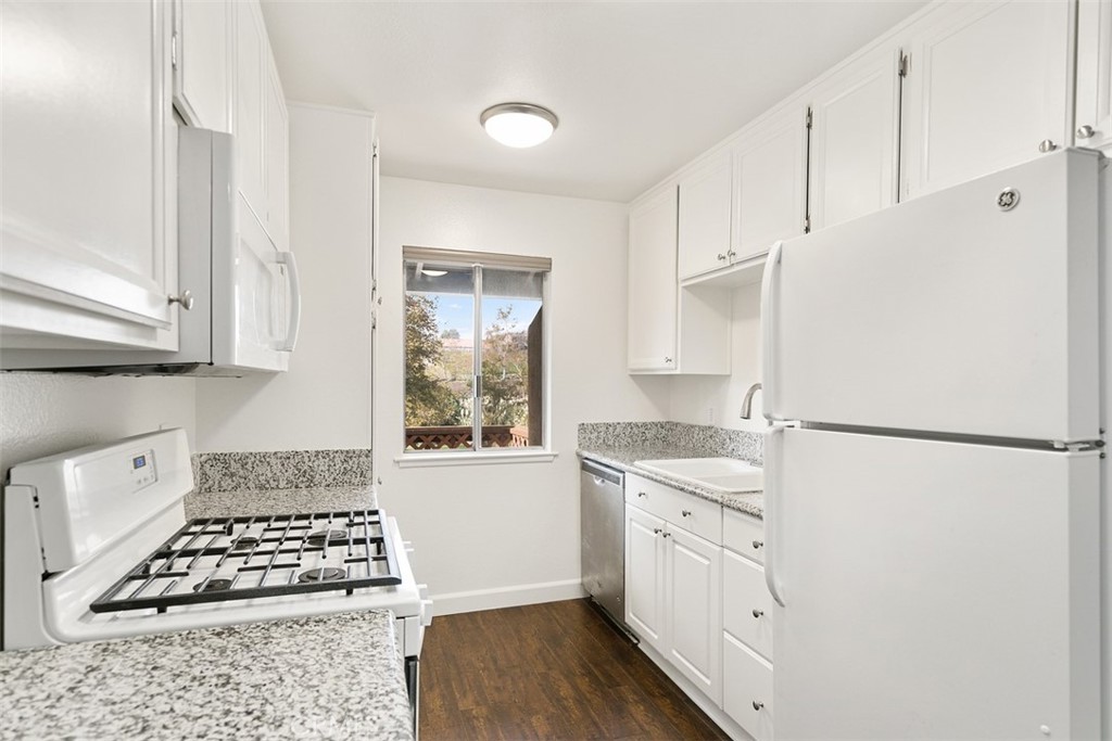 25781 Marguerite, Mission Viejo CA 92692 - photo 1