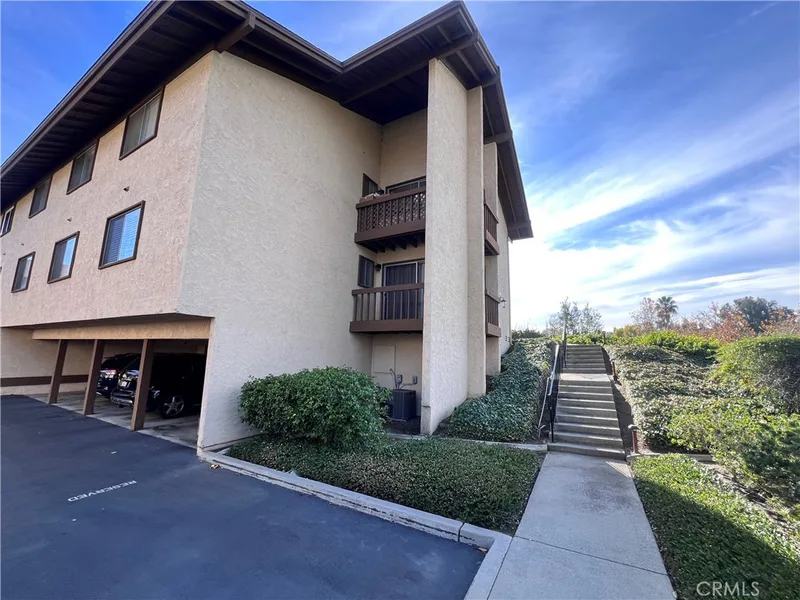25865 MARGUERITE Parkway 101, Mission Viejo, CA 92692