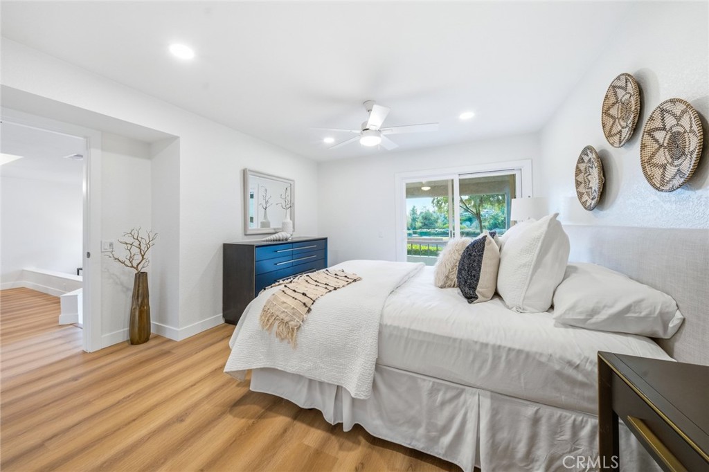 Bedroom, view toward the bed and window. - 25911 Blascos 102, Mission Viejo CA 92691 - photo 3