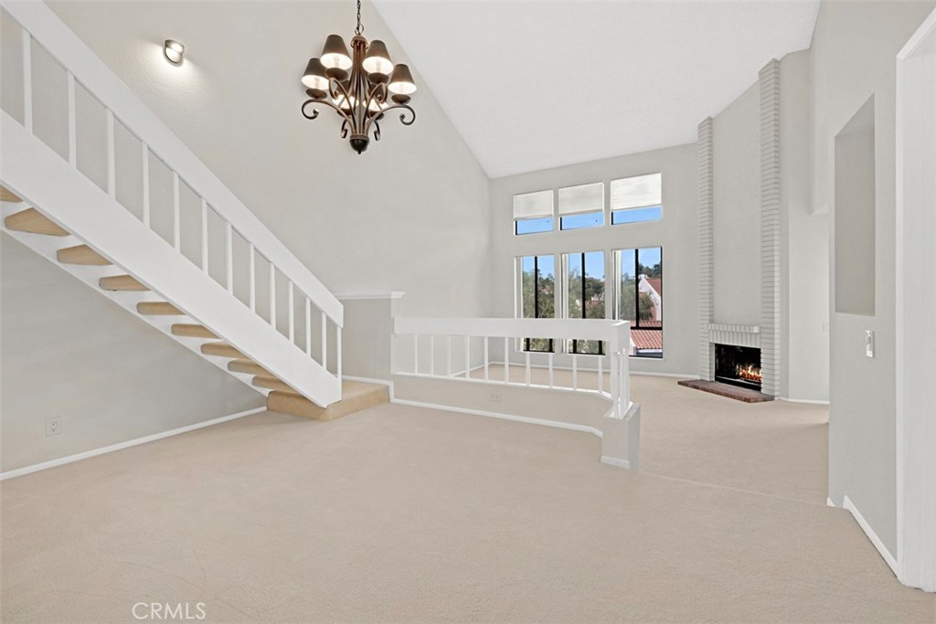 Cathedral Ceilings LIGHT OPEN - original dining room - 25915 Orbita, Mission Viejo CA 92691 - photo 3