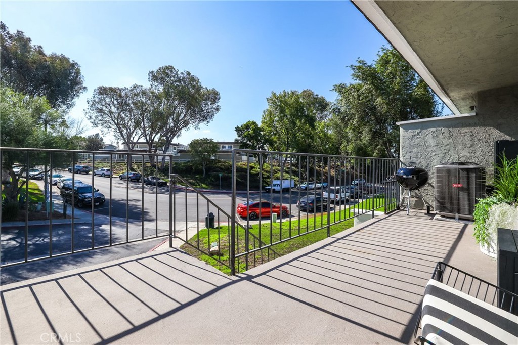 25987 Via Pera, Mission Viejo CA 92691 - photo 20