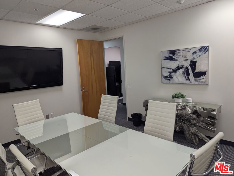 26060 Acero, Mission Viejo CA 92691 - photo 3