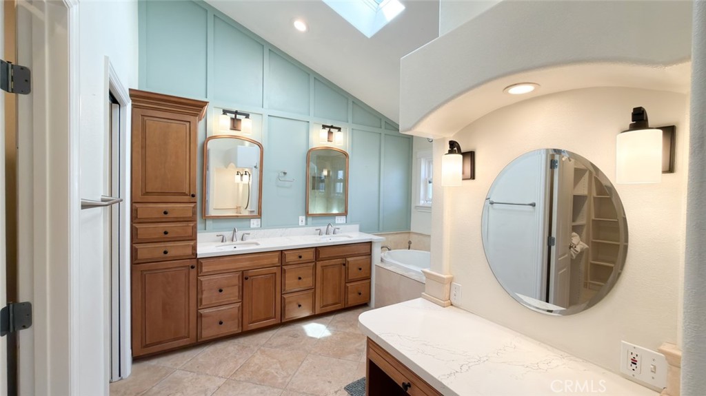 Primary Bathroom - 26061 Via Viento, Mission Viejo CA 92691 - photo 16