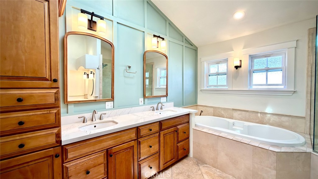 Primary Bathroom - 26061 Via Viento, Mission Viejo CA 92691 - photo 17