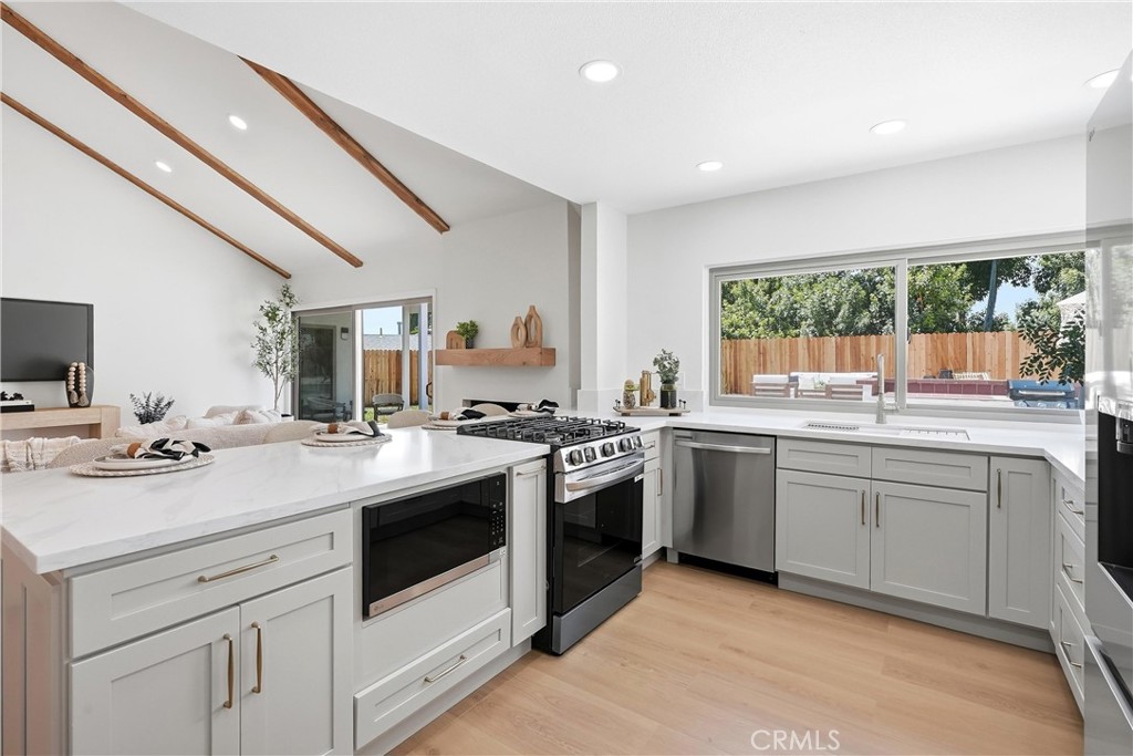 26101 Cordillera, Mission Viejo CA 92691 - photo 11
