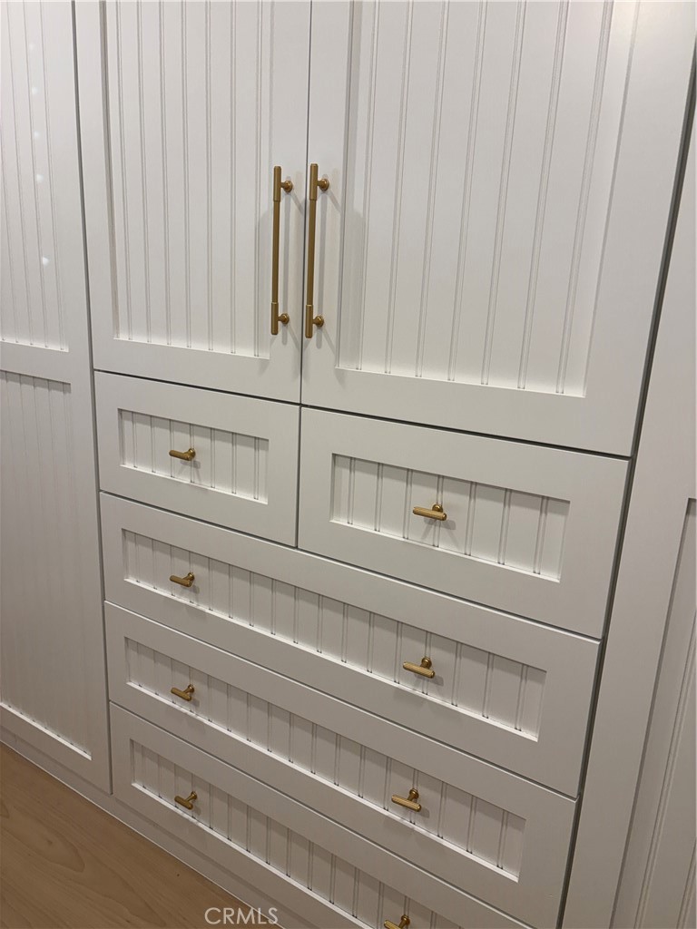 close up of drawers brass handles. - 26121 La Real # 6F, Mission Viejo CA 92691 - photo 14