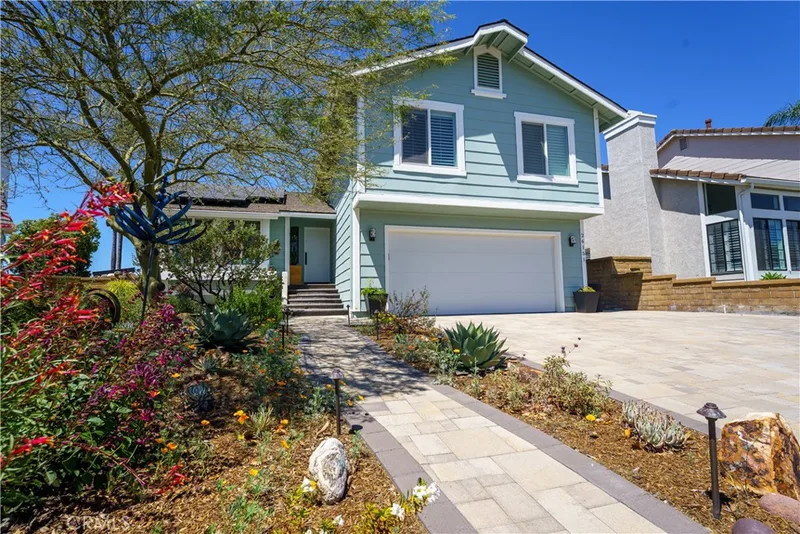 26151 Buscador, Mission Viejo